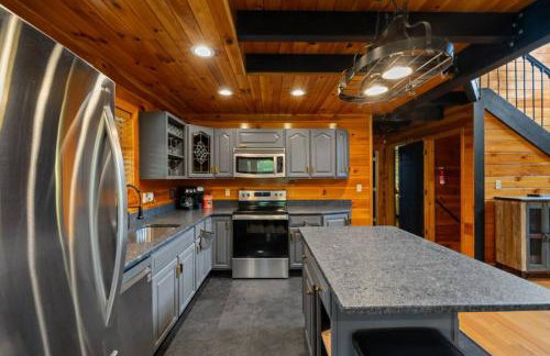 Red River Gorge Family Cabin with Hot Tub - Foto 11