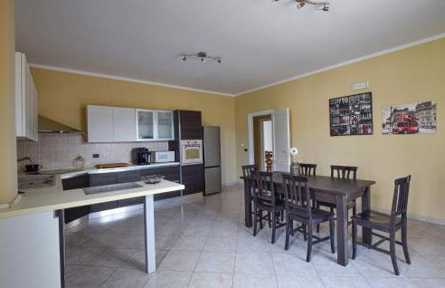 Lovely Apartment In Nicotera Marina With Wifi - Foto 6