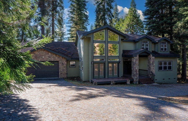 Timber Lodge - 5 Min to Shaver Lake! - Foto 1