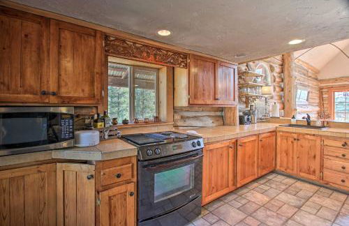 Snow Pine Retreat - Remote Crescent Log Cabin! - Foto 10