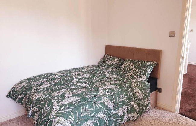 Lovely 4-bed , 3 Bath Villa in Bolton, Manchester - Foto 4