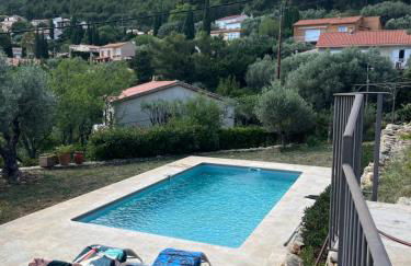 Hauteurs de Toulon : Charmant studio piscine - Foto 16