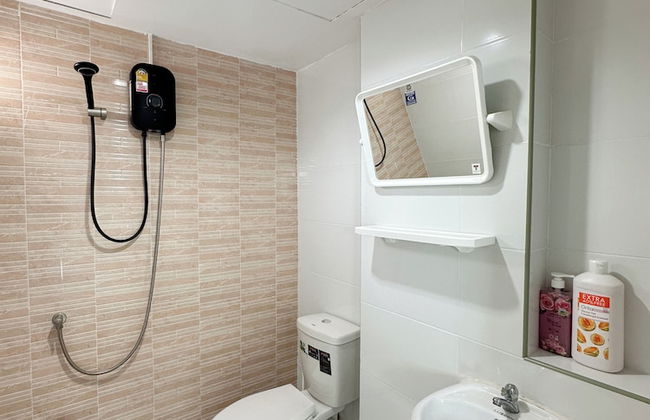 At Samutsakorn Suansom - Photo 11