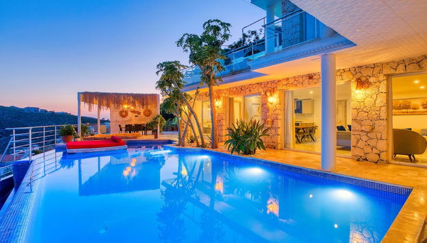 Lux Villa With Inf Pool Jacuzzi - All Rooms w AC - Foto 2, Habitación