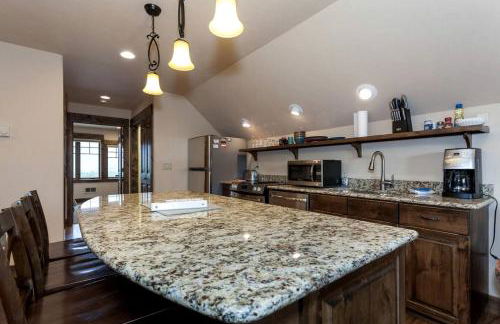 Deluxe Getaway Rental in a Mountain Cabin near Lake McDonald, Montana - Foto 16