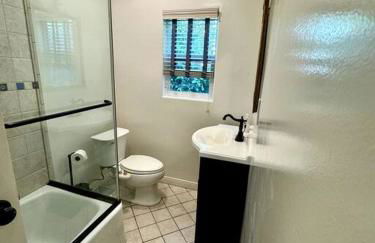 Prime West Los Angeles 4 Bedroom 2 Bathroom House - Foto 23