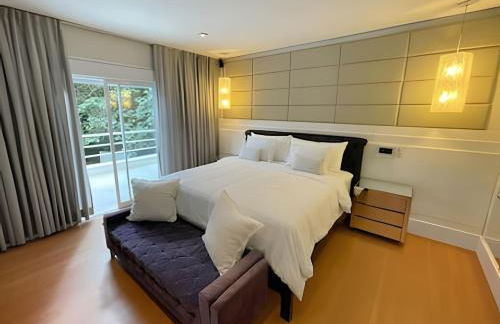 Mansão Cinematográfica em Condomínio- Granja Viana - Foto 7