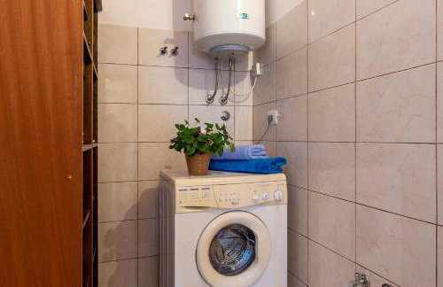 Villa Mirela with a comfortable garden and pool - Foto 41