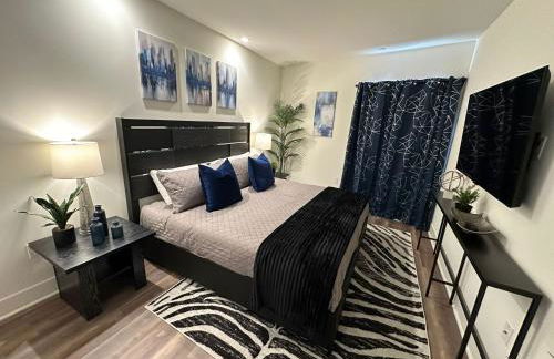 Century City Cozy 3 Bedroom Apartment with Parking 302,303 - Foto 51