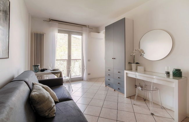 Tiny Blue - Photo 14