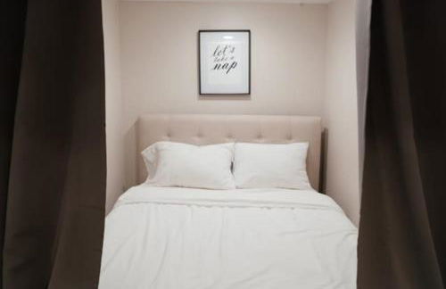 1BR Trendy Basement Apt with Laundry & Parking - Central Trendy - Foto 6