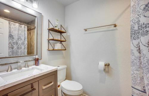 Backyard, Deck and Fire Pit Conroe Getaway - Foto 20