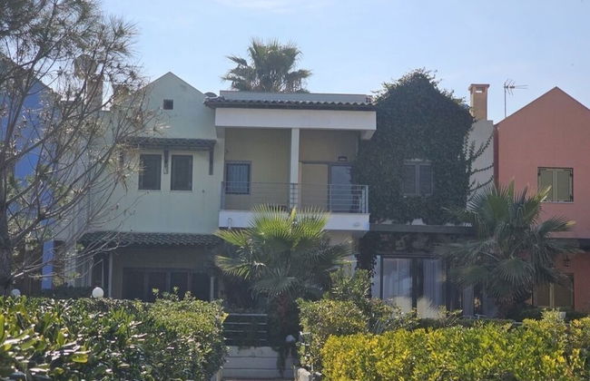 Stay at Beachfront Villa Lilia in Pefkohori, Halkidiki for a Dreamy Vacation - Foto 18