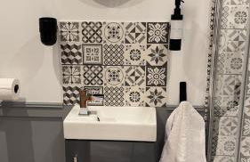 The Cwtch,Self Contained Coastal Annex Freshwater - Photo 13