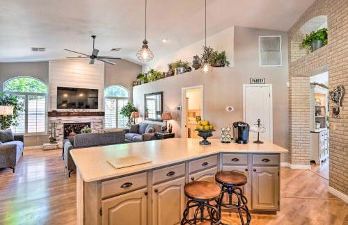 Pool, Putting Green, Fire Pit Elegant Peoria Home - Foto 13