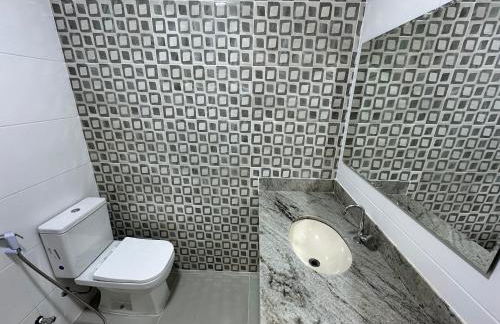 Frente Mar com garagem, Ar Condicionado e WI-FI grátis em Santos - Foto 9