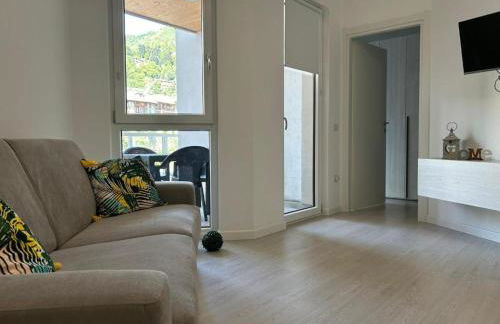 Euro Bilo Home - Photo 6