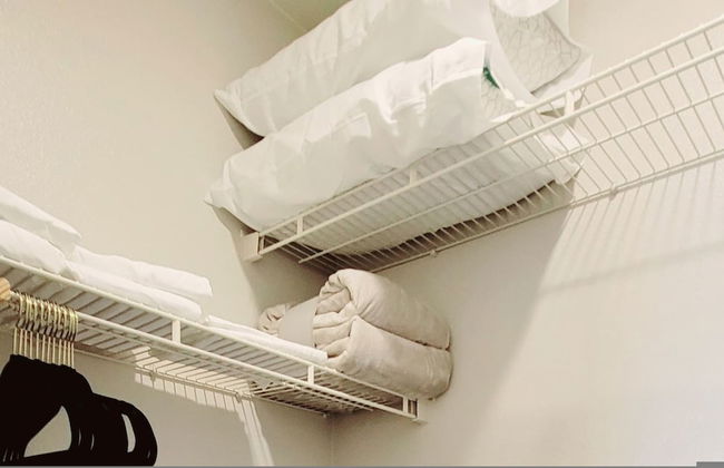 Luxury King Beds Pool Gym - Near Hill AFB - Foto 11