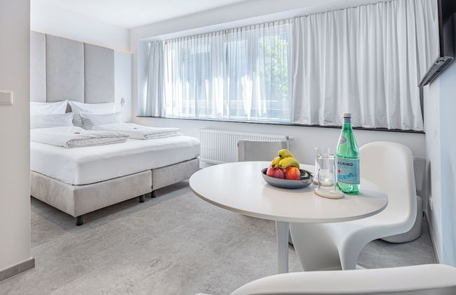 zzzpace Smart-Hotel Krefeld - Foto 1