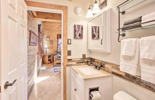 Northern Lights Log House w/ Sauna - Foto 12