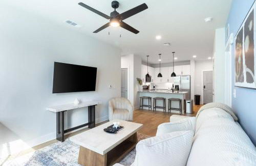 Landing Stylish 1BD Clubhouse Pool - Foto 33