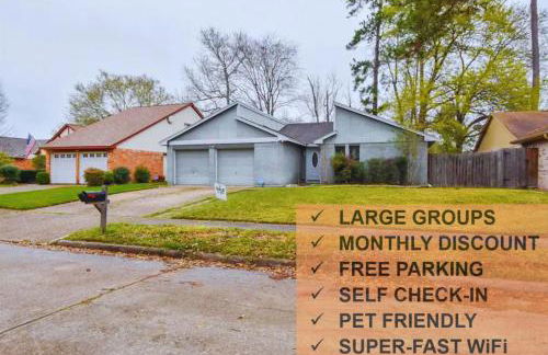 4BR Family Getaway, Pets Welcome, Self Check In! - Foto 1