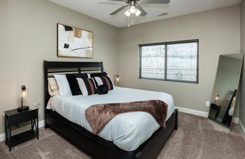 Exclusive, Pool, Massage Chair, Jordan Creek - Foto 37