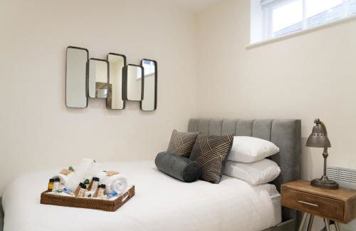 The House Of Selfies - Photo 28