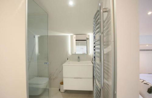 #11 Alex suite terrace parking AC 2 BDR 5mins to sea - Foto 11