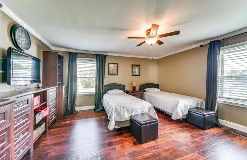 Luxe Lakefront Portsmouth Home: Fish, Swim & Play! - Foto 18