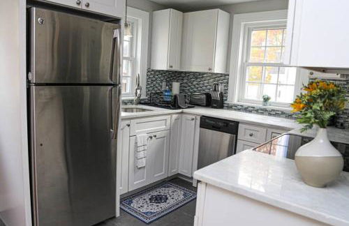 NEW 2BR Apartment near Lake Winnipesaukee - Photo 44