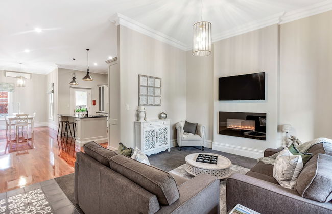 Grandview Accommodation - The Flaxley Apartments - Photo 22