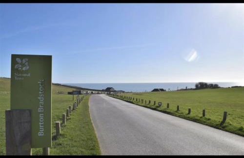 Staddlestones Cottage - Photo 24