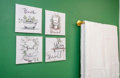 Emerald Luxe Lakeview 6 min to EPIC Universe - Foto 15