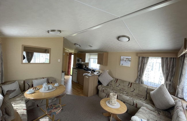 Lovely 2 Bed Chalet in Clacton-on-sea - Foto 1
