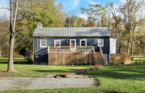 Riverfront w Deck Grill Fire pit & Climbing Wall - Photo 50