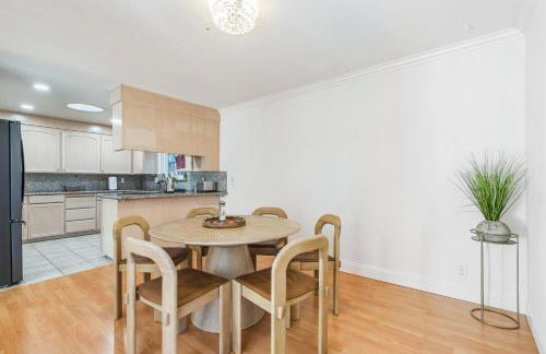 Spacious Mountain View Duplex in Prime Location Duplex - Foto 17