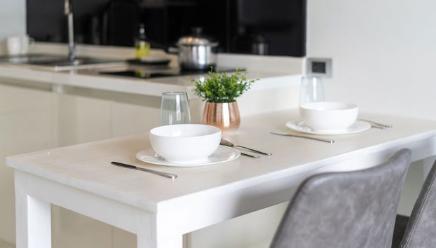 Nai Harn Suite near Beach UTN D502 - Foto 5, Servicio de comidas en la habitación