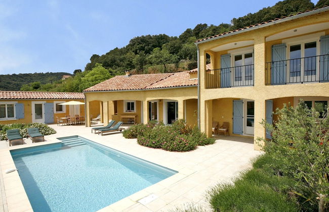 Peaceful Villa With Pool & Views - Foto 18