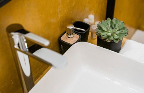 Lemon Villa with Private Indoor Heated Pool - Oporto Lemon Farm, near Porto - Foto 28