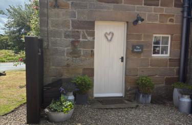 The Hayloft Cottage - Photo 1