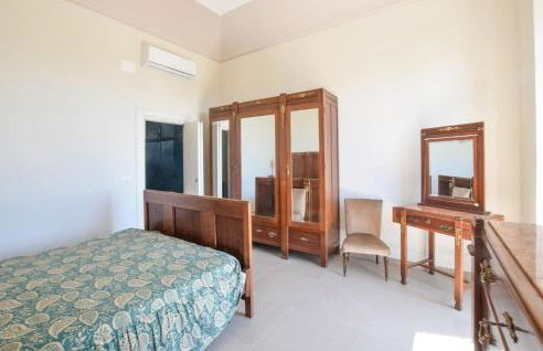 5 Bedroom Nice Home In Bovalino - Foto 20