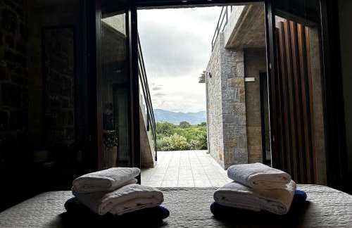 DOXA PETRA Small villa with pool - Photo 11