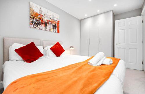 Grand 5 Bedrooms and 3 Bath Birmingham Home - Foto 39