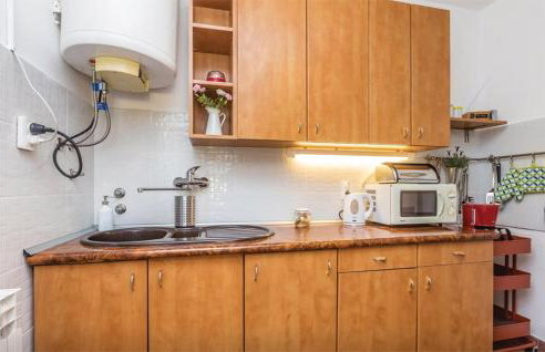 Amazing Home In Starigrad With Wifi - Foto 7