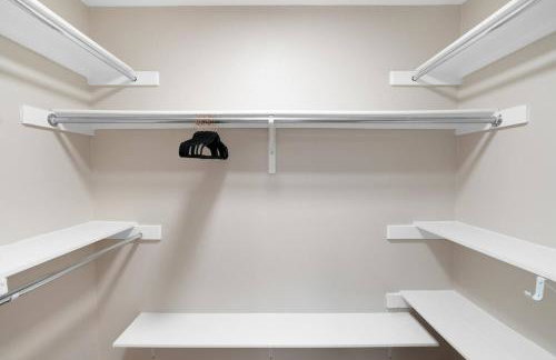 The Corniest Property in Texas ♥ 4 BR ♥ 1/4 Acre ♥ - Foto 27