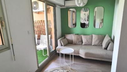 2 pièces au calme avec terrasse et climatisation - Foto 2