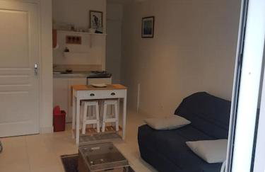 STUDIO "LE BOUT DU CHEMIN" louer à la nuitée - Foto 7