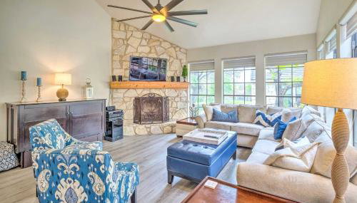 Horseshoe Bay Townhome w/ Patio & Outdoor Pool! - Foto 2