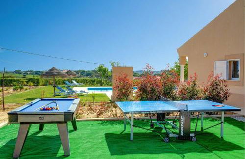 Villa Viana by Villa Plus - Photo 25